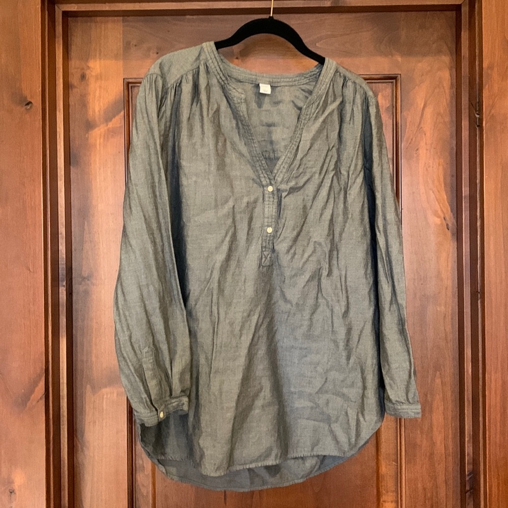 Old Navy gray collarless tunic blouse L